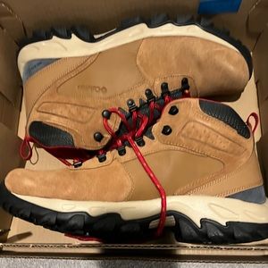 Columbia hiking boots